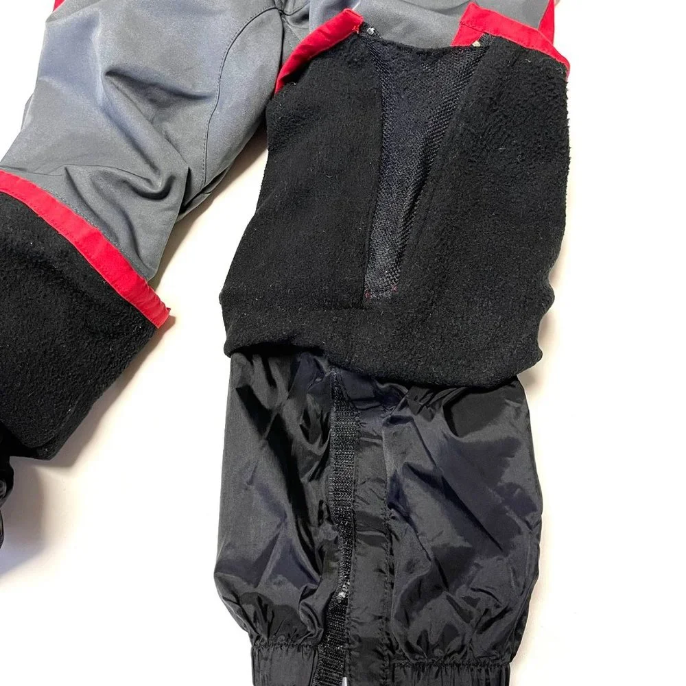 GAP.Boy snow pant 100% polyester, nylon size xs )4)‎